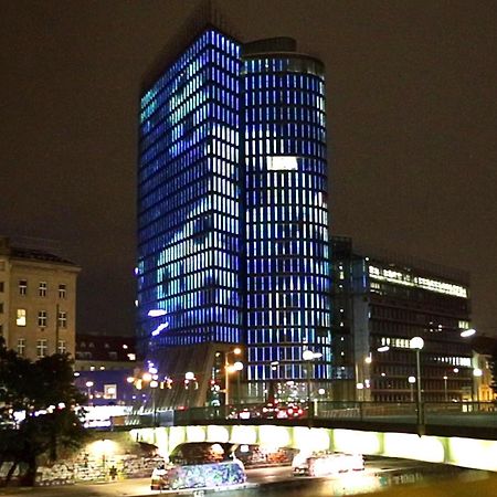 Family Deluxe A Stone Throw From The City Centre And Danube Viena Exterior foto