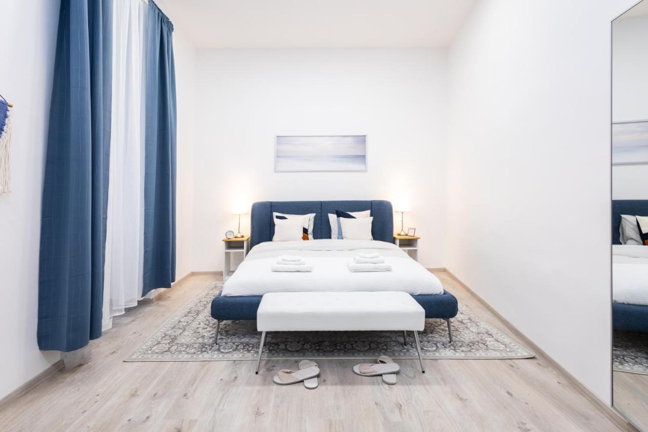 Family Deluxe A Stone Throw From The City Centre And Danube Viena Exterior foto